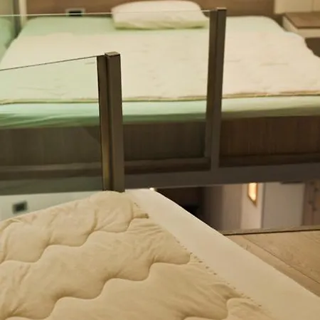 Central Apartments *